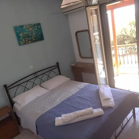 Reggina'S Place Livathos  Exterior photo